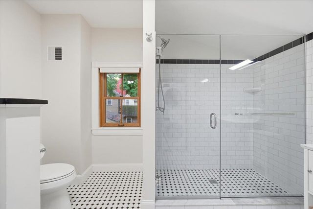 241 Loomis Street, Burlington, VT 05401