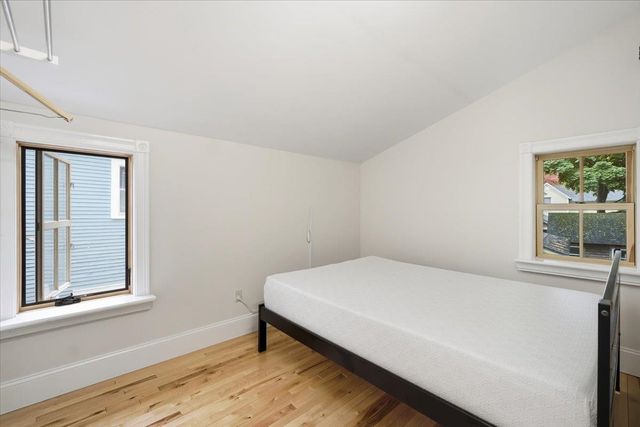 241 Loomis Street, Burlington, VT 05401