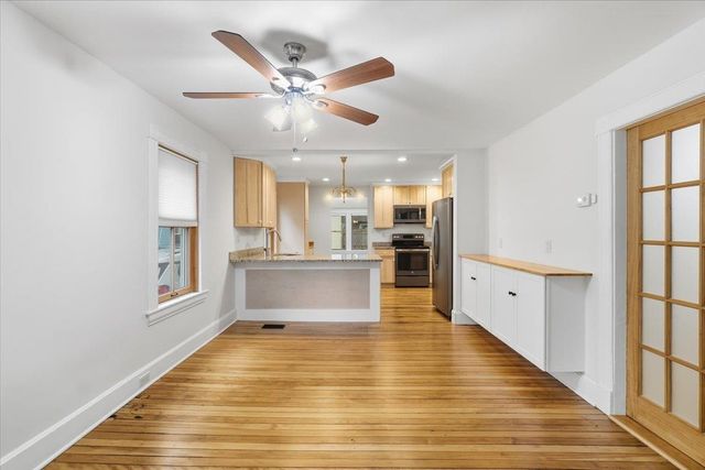 241 Loomis Street, Burlington, VT 05401