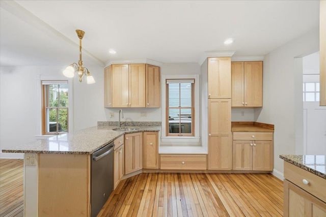 241 Loomis Street, Burlington, VT 05401