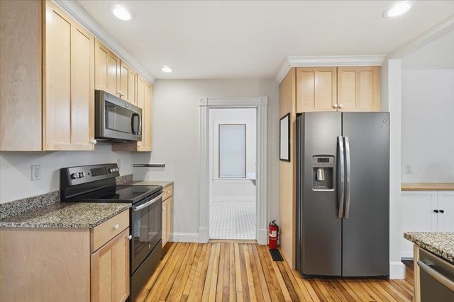 241 Loomis Street, Burlington, VT 05401