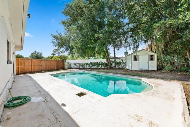 6301 MACKENZIE STREET, Orlando, FL 32807