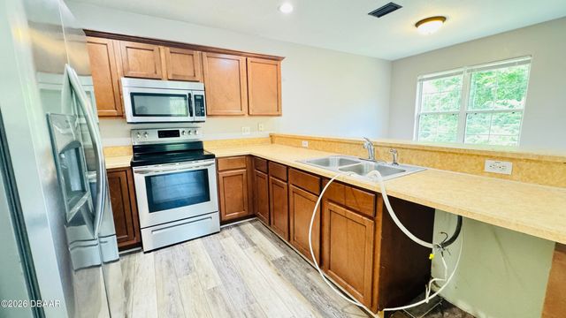 1575 Megan Bay Circle, Holly Hill, FL 32117