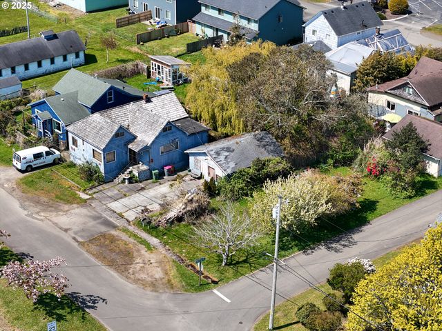 841 PACIFIC Dr, Hammond, OR 97121