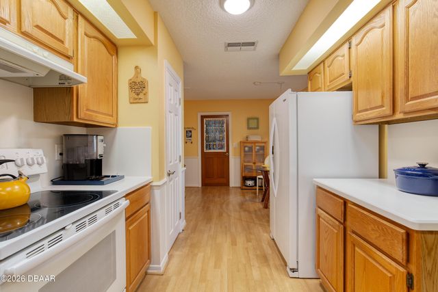 228 Deer Lake Circle, Ormond Beach, FL 32174