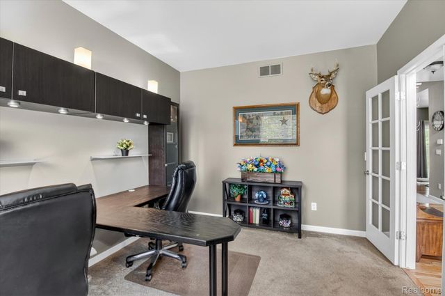 49271 Laguna Drive, Van Buren Charter Township, MI 48111