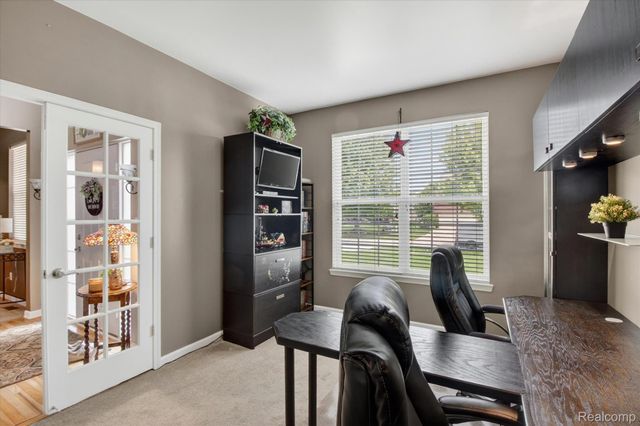 49271 Laguna Drive, Van Buren Charter Township, MI 48111