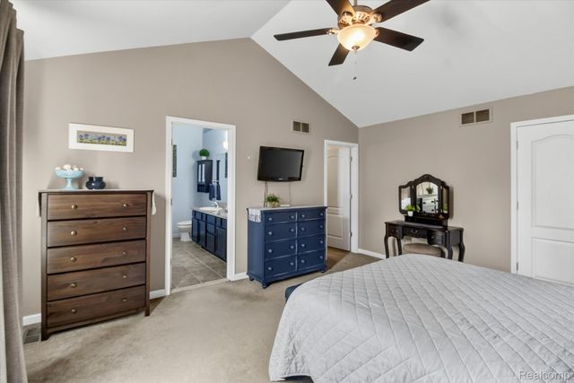 49271 Laguna Drive, Van Buren Charter Township, MI 48111
