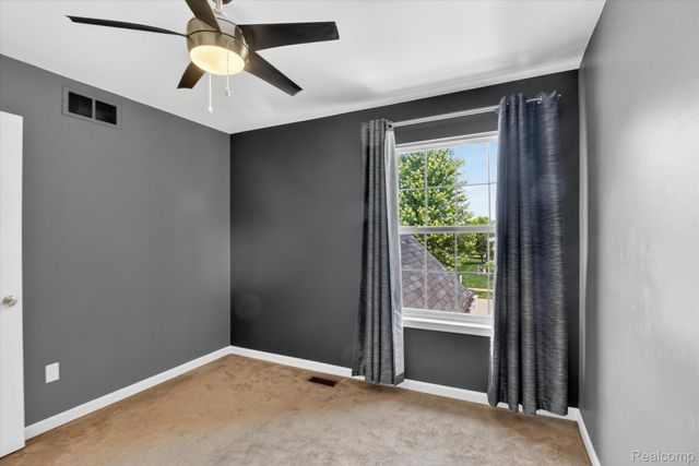 49271 Laguna Drive, Van Buren Charter Township, MI 48111