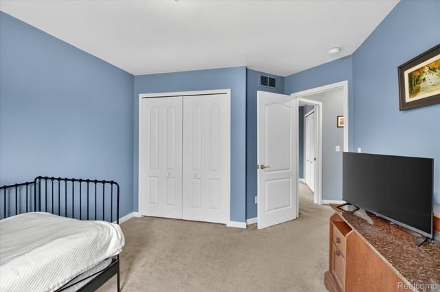 49271 Laguna Drive, Van Buren Charter Township, MI 48111