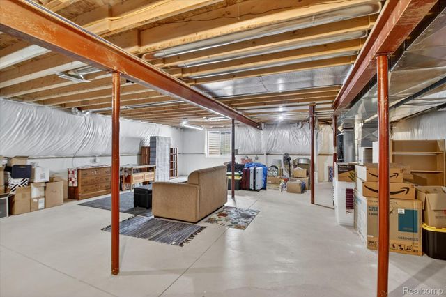 49271 Laguna Drive, Van Buren Charter Township, MI 48111