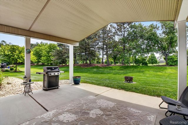 49271 Laguna Drive, Van Buren Charter Township, MI 48111