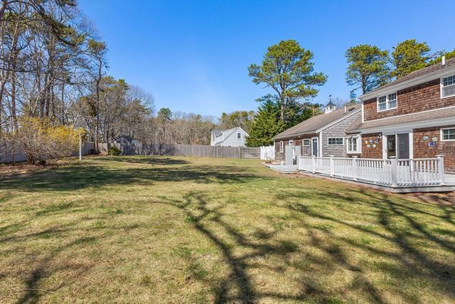 15 Greenwood Road, Dennis, MA 02641