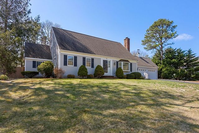 15 Greenwood Road, Dennis, MA 02641