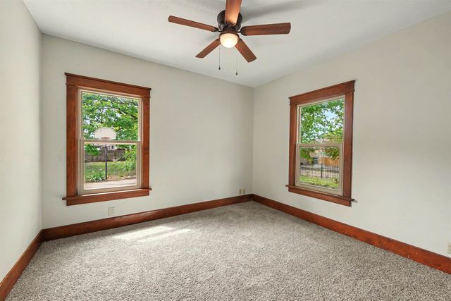 724 Highland Ave, Salina, KS 67401