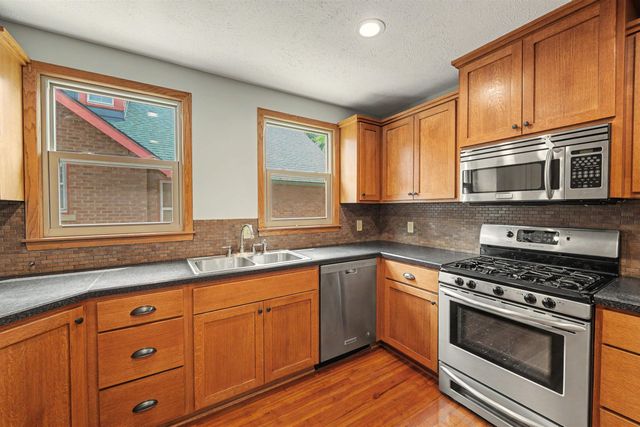 724 Highland Ave, Salina, KS 67401