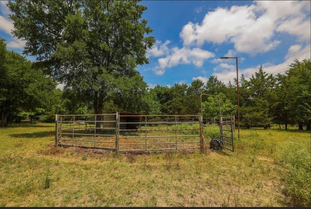 3439 S 271 FM 271, Bonham, TX 75418