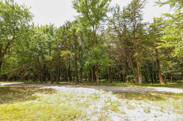 3439 S 271 FM 271, Bonham, TX 75418