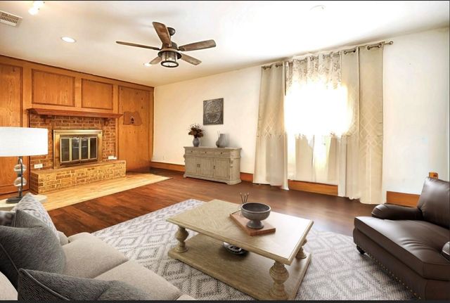 3439 S 271 FM 271, Bonham, TX 75418