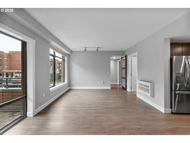701 COLUMBIA St 311, Vancouver, WA 98660