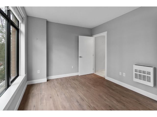 701 COLUMBIA St 311, Vancouver, WA 98660