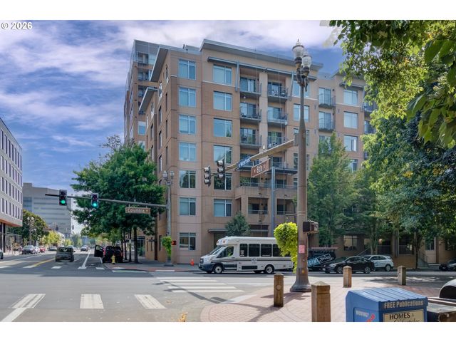 701 COLUMBIA St 311, Vancouver, WA 98660