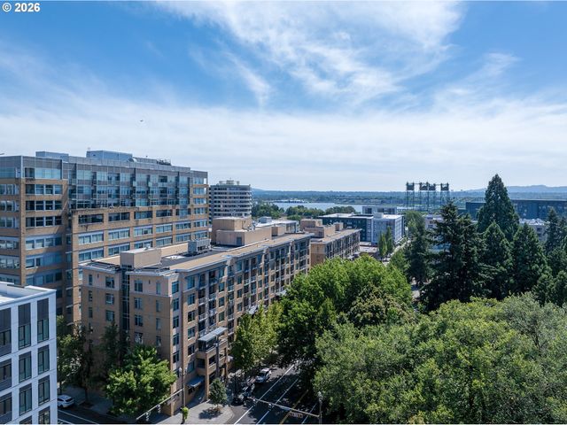 701 COLUMBIA St 311, Vancouver, WA 98660