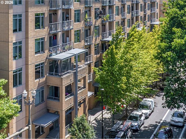 701 COLUMBIA St 311, Vancouver, WA 98660
