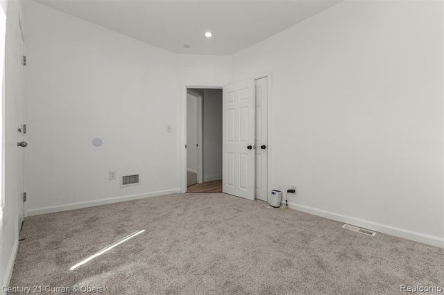 14861 Saint Marys Street, Detroit, MI 48227