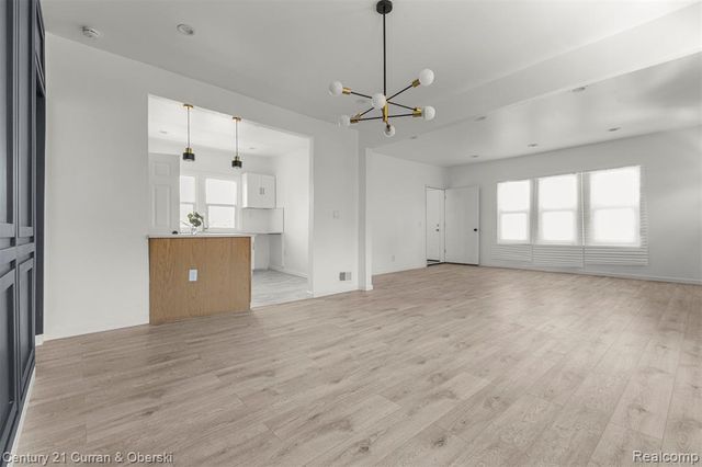 14861 Saint Marys Street, Detroit, MI 48227