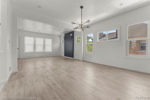 14861 Saint Marys Street, Detroit, MI 48227