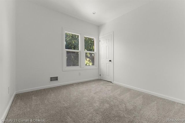 14861 Saint Marys Street, Detroit, MI 48227
