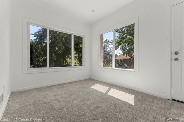 14861 Saint Marys Street, Detroit, MI 48227