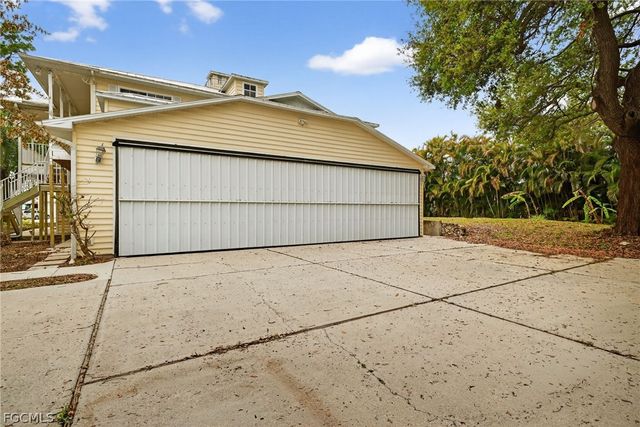 14941 Center ST, Fort Myers, FL 33905