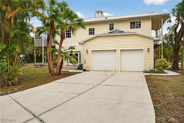 14941 Center ST, Fort Myers, FL 33905