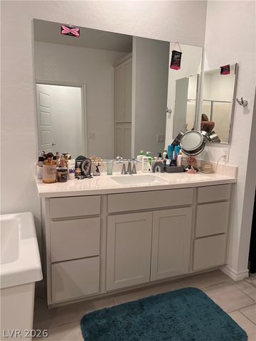 2555 Hampton Road 2207, Henderson, NV 89052