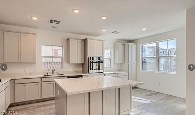 2555 Hampton Road 2207, Henderson, NV 89052