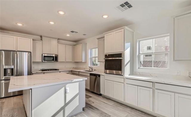 2555 Hampton Road 2207, Henderson, NV 89052