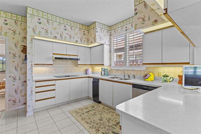 7726 CALLE FACIL, Sarasota, FL 34238