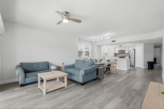 960 STARKEY ROAD 8106, Largo, FL 33771