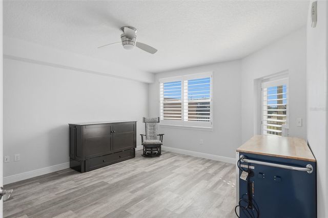 960 STARKEY ROAD 8106, Largo, FL 33771