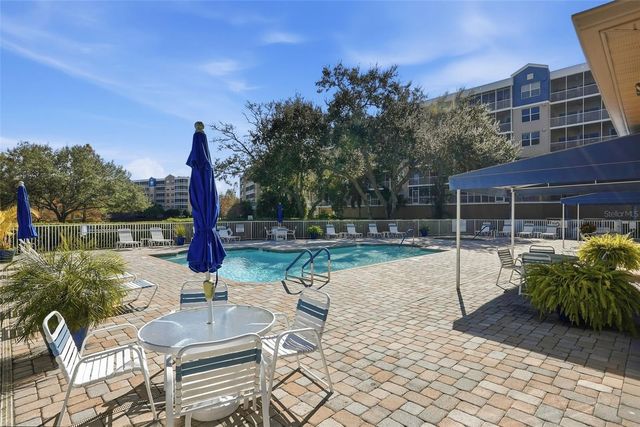 960 STARKEY ROAD 8106, Largo, FL 33771