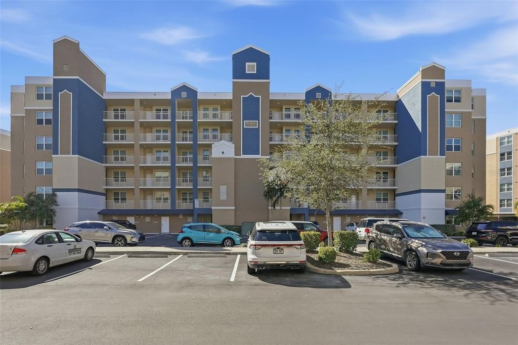 960 STARKEY ROAD 8106, Largo, FL 33771