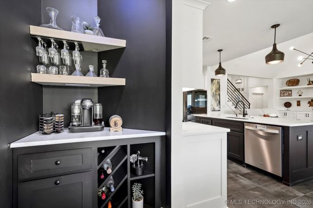 2035 E 138th Place S, Bixby, OK 74008