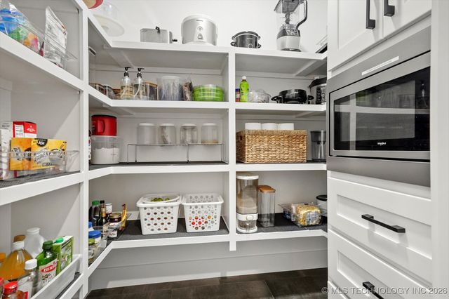 2035 E 138th Place S, Bixby, OK 74008