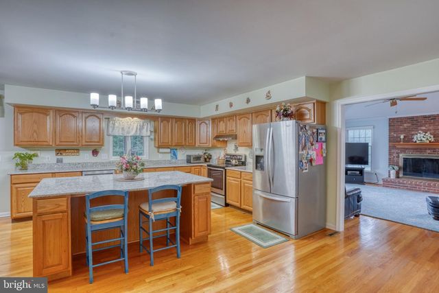 318 DETJEN DR, Hockessin, DE 19707