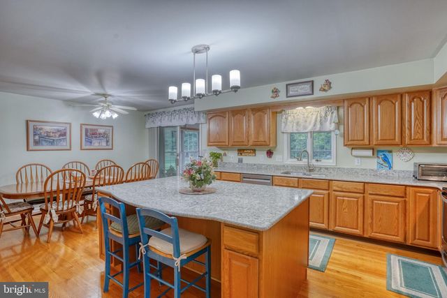 318 DETJEN DR, Hockessin, DE 19707