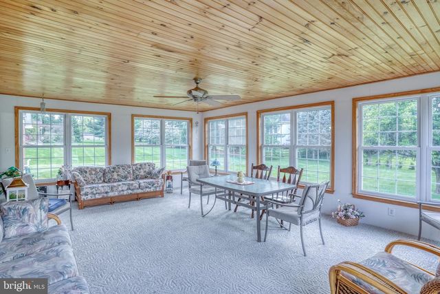 318 DETJEN DR, Hockessin, DE 19707