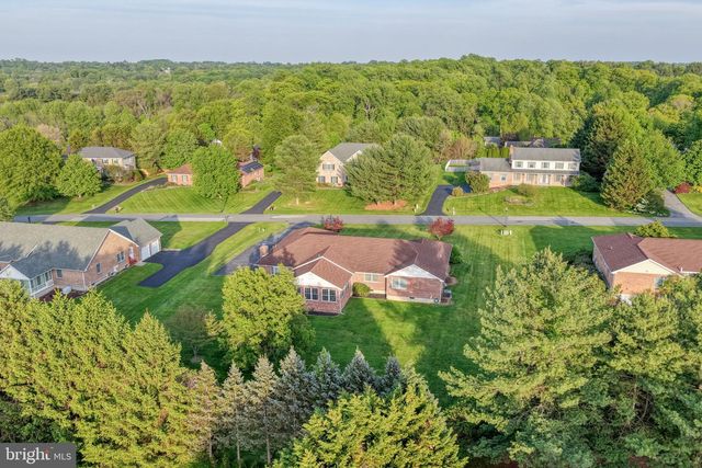318 DETJEN DR, Hockessin, DE 19707