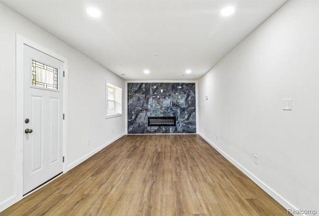 7174 N Center Road, Genesee Charter Township, MI 48458